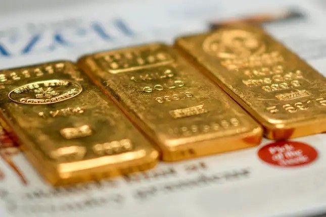 Analisis Emas Melemah Lagi, Pasar Menanti Arah The Fed - Data Pasar 2026-02-10
