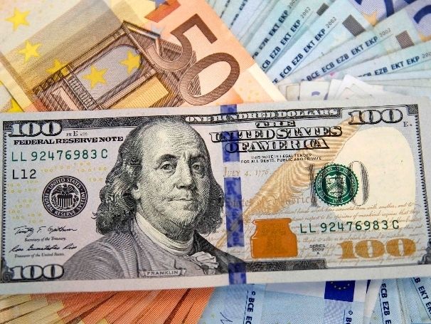 Analisis Menunggu Keputusan The Fed, Dolar Masih Loyo - Data Pasar 2026-01-27