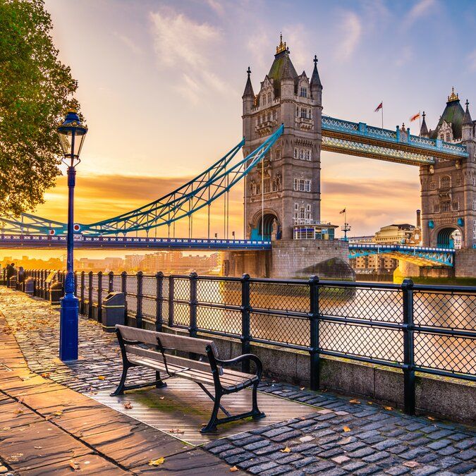 Analisis GBP/USD Bertahan di Tengah Sentimen Campuran - Data Pasar 2026-07-17