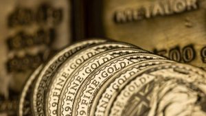 Emas Rebound Tipis, tetapi Sinyal Hawkish The Fed Batasi Kenaikan